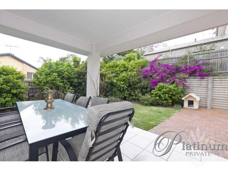86 Tristania Way, Mount Gravatt East QLD 4122