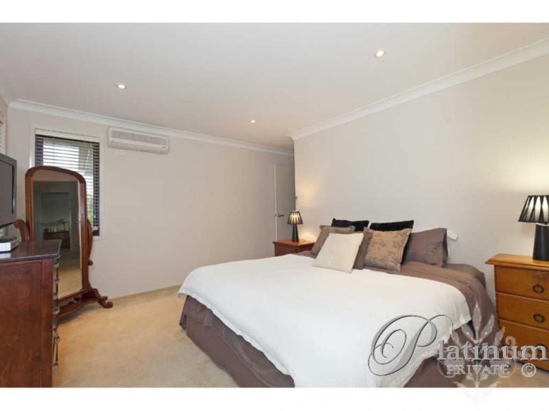 86 Tristania Way, Mount Gravatt East QLD 4122