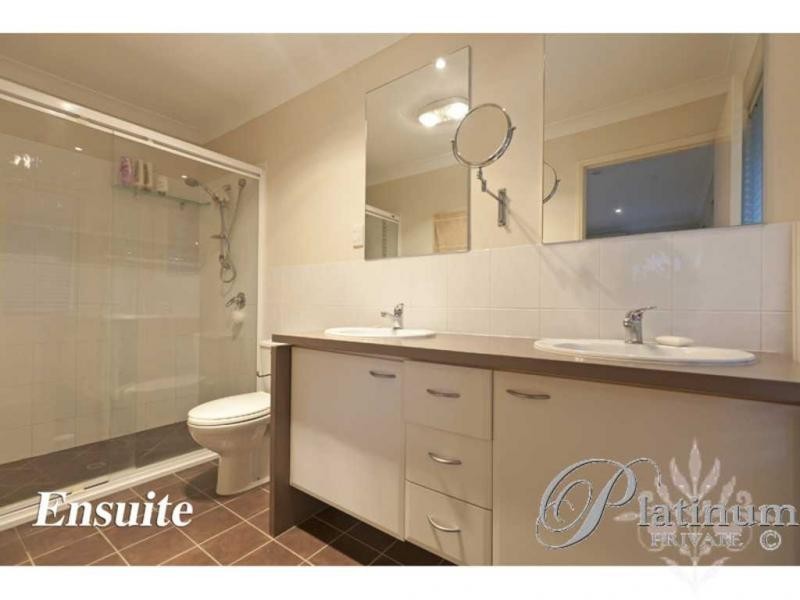 86 Tristania Way, Mount Gravatt East QLD 4122