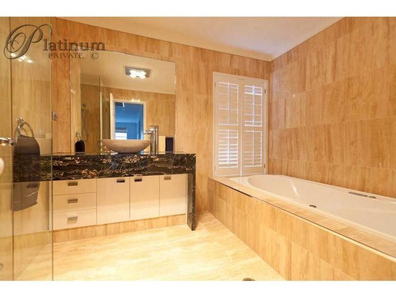 13 Turnberry Place, Carindale QLD 4152