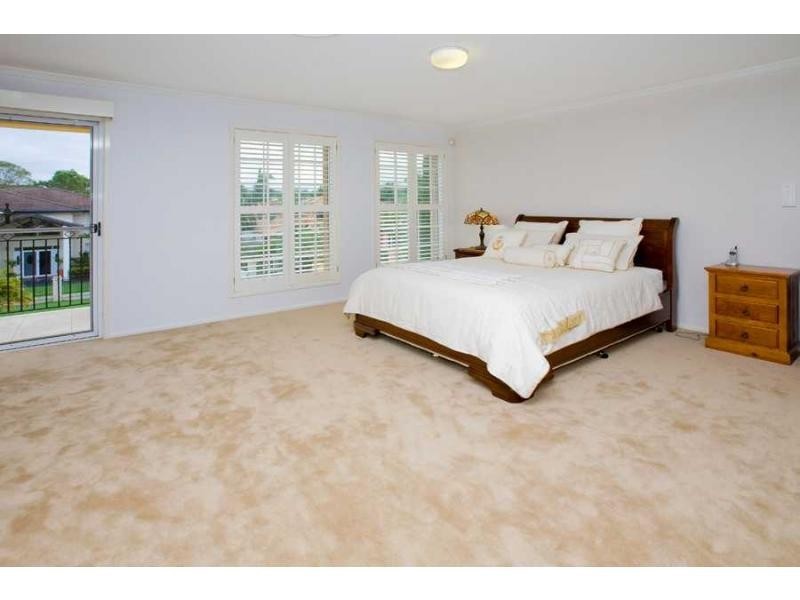 13 Turnberry Place, Carindale QLD 4152