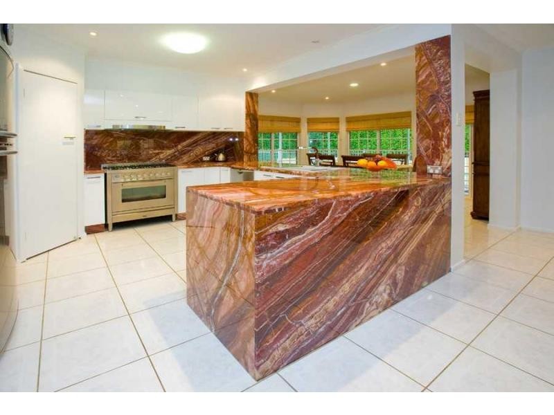 13 Turnberry Place, Carindale QLD 4152