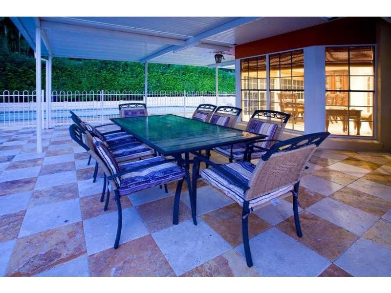 13 Turnberry Place, Carindale QLD 4152