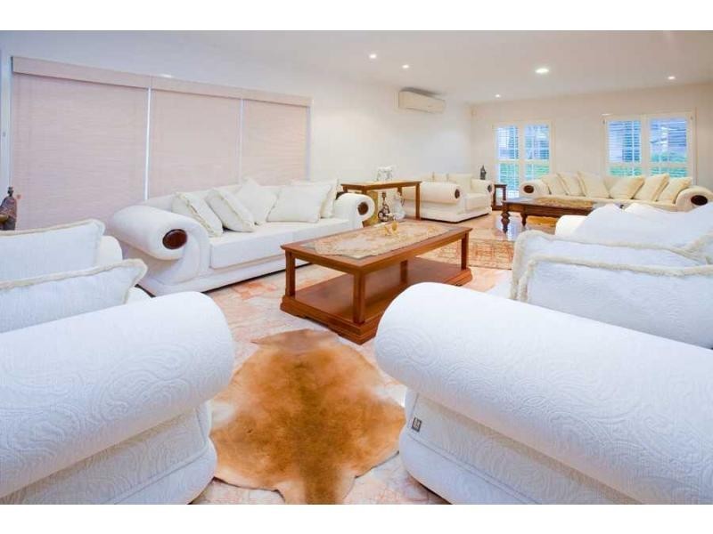 13 Turnberry Place, Carindale QLD 4152