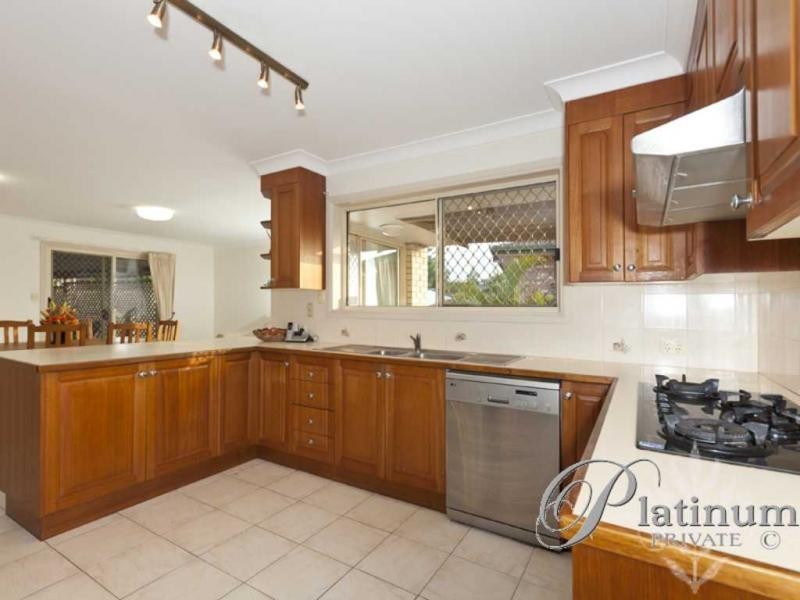 3 Jennings Court, Carindale QLD 4152