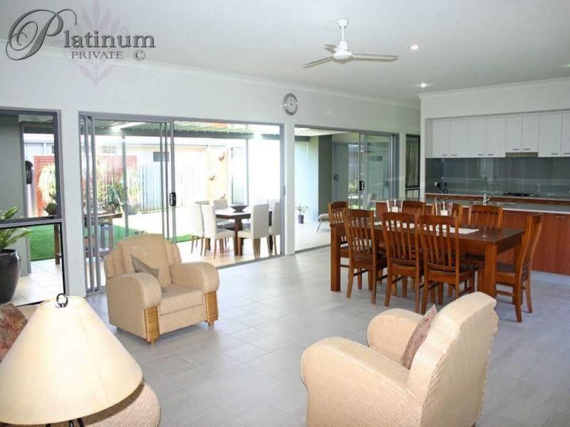 58 Mossvale Drive, Wakerley QLD 4154