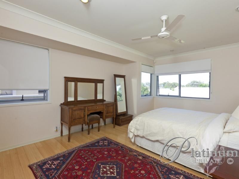 18 Yarra Road, Wakerley QLD 4154