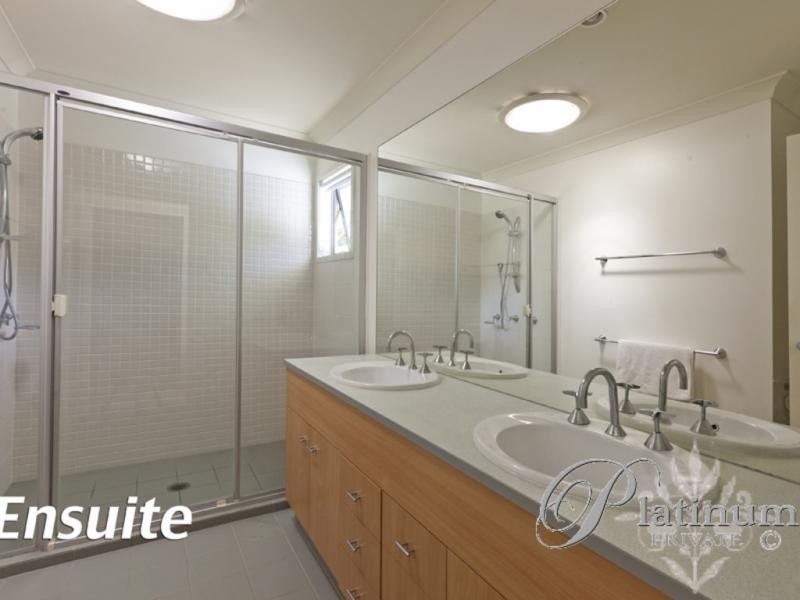 18 Yarra Road, Wakerley QLD 4154