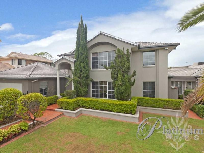 3 Troon Place, Carindale QLD 4152