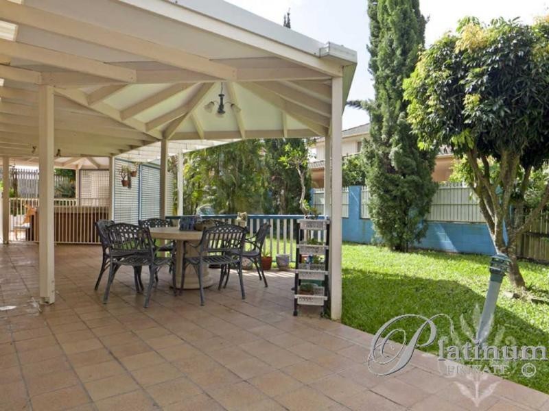 137 Cribb Road, Carindale QLD 4152