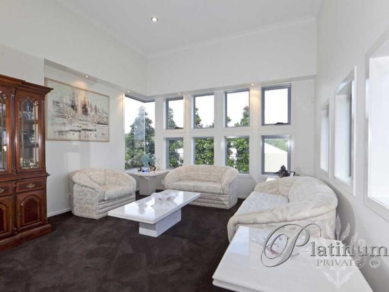 1 Mark Townend Link, Daisy Hill QLD 4127