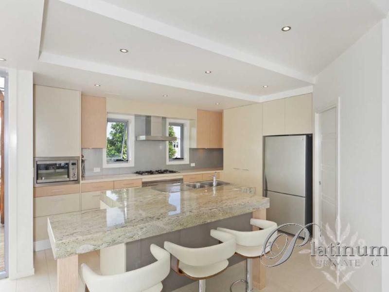 1 Mark Townend Link, Daisy Hill QLD 4127