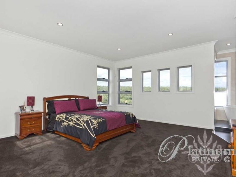 1 Mark Townend Link, Daisy Hill QLD 4127