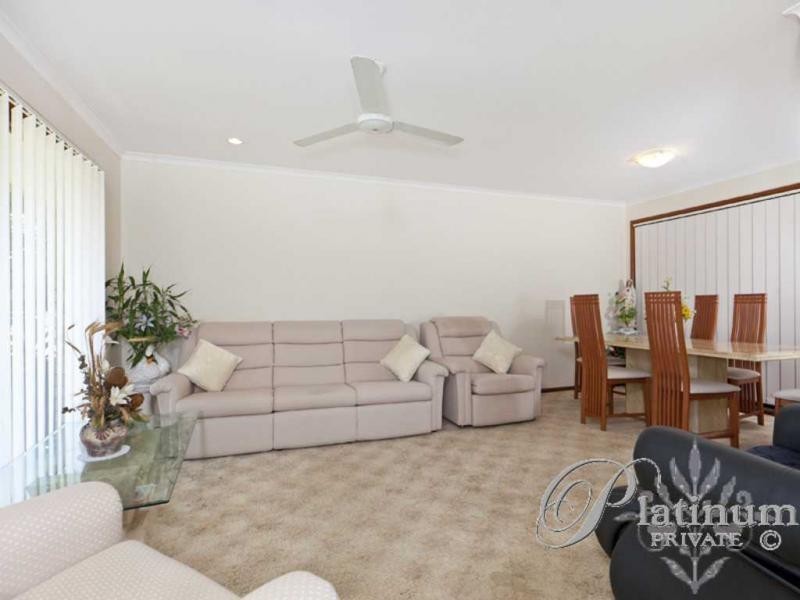 87 Glenora Street, Wynnum QLD 4178