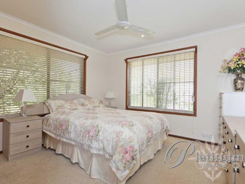 87 Glenora Street, Wynnum QLD 4178