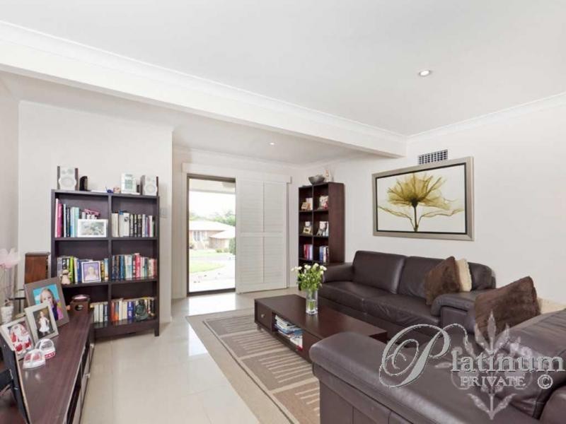 3 Boynedale Street, Carindale QLD 4152