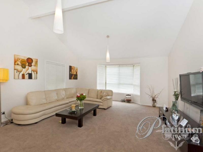 3 Boynedale Street, Carindale QLD 4152