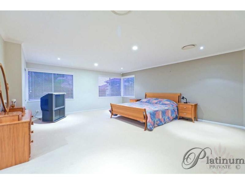 57 Silky Oak Crescent, Carindale QLD 4152