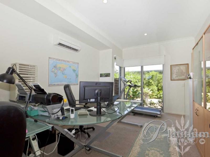 2 Hepburn Close, Wakerley QLD 4154