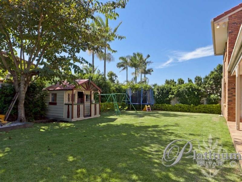 4 Kell Court, Carindale QLD 4152