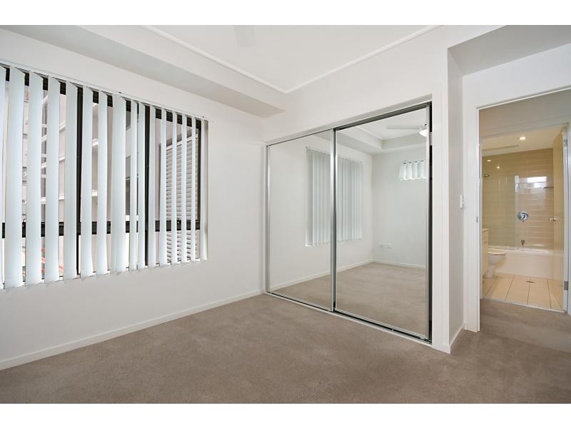 Unit 1406/16 Surbiton Court, Carindale QLD 4152