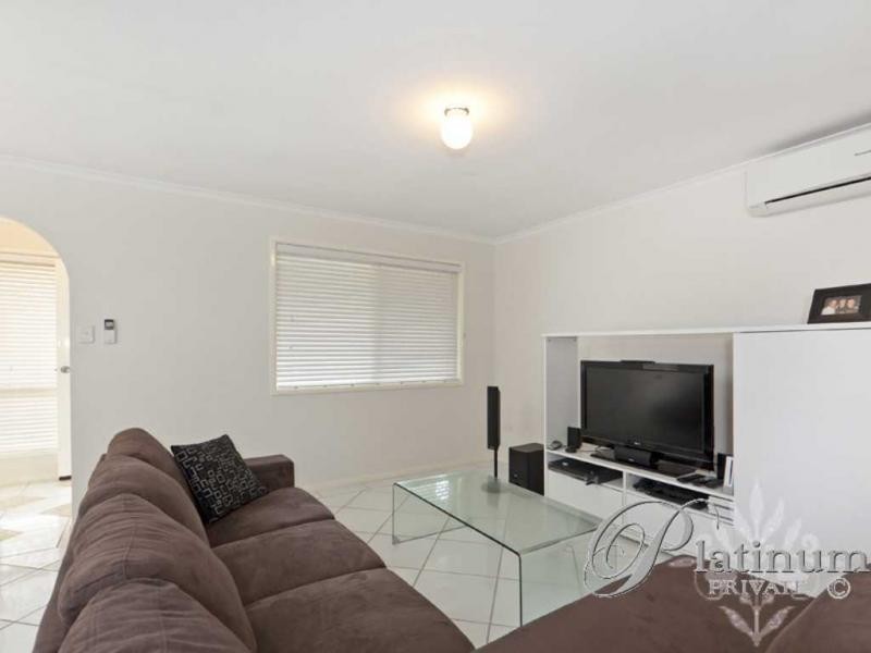 2 Kell Court, Carindale QLD 4152