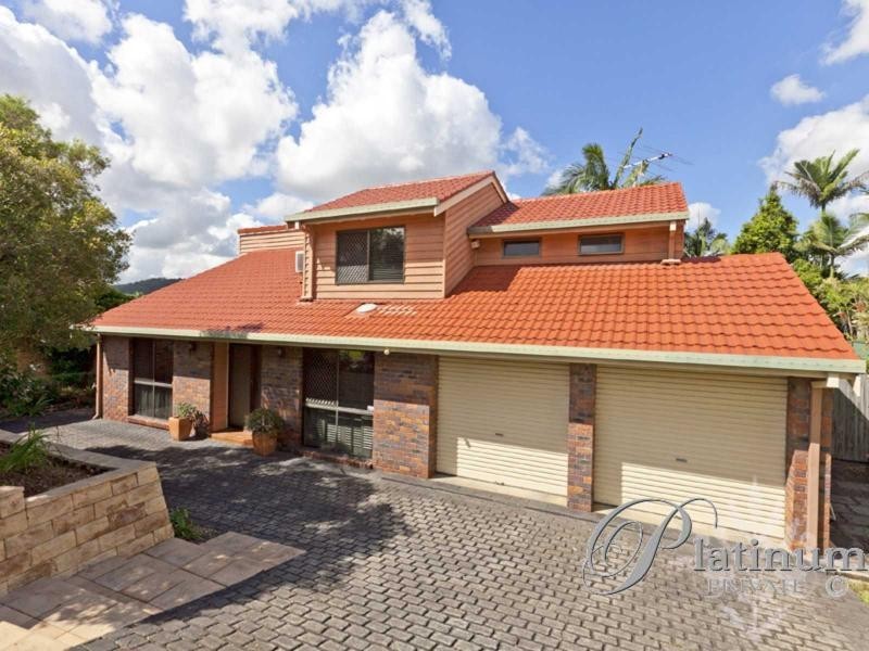 36 Banwell Crescent, Carindale QLD 4152