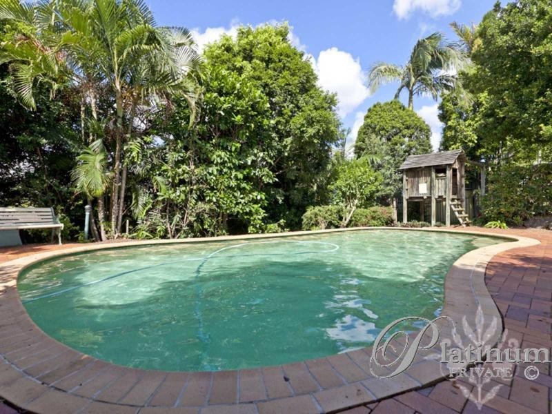 36 Banwell Crescent, Carindale QLD 4152