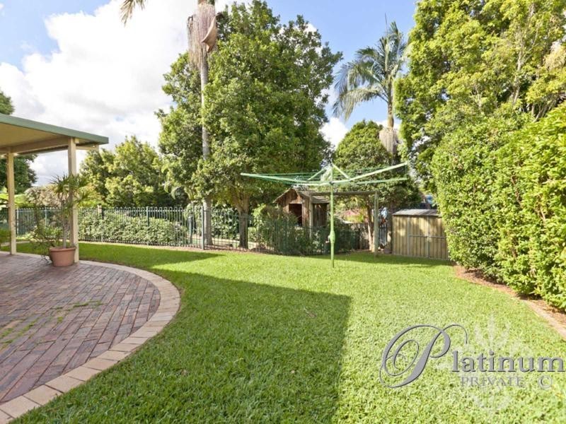 36 Banwell Crescent, Carindale QLD 4152