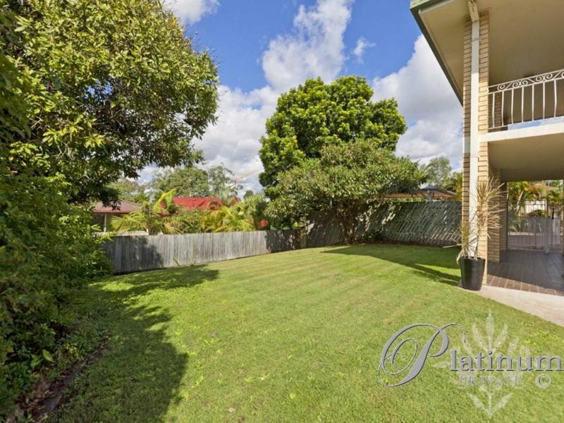 50 Modred Street, Carindale QLD 4152