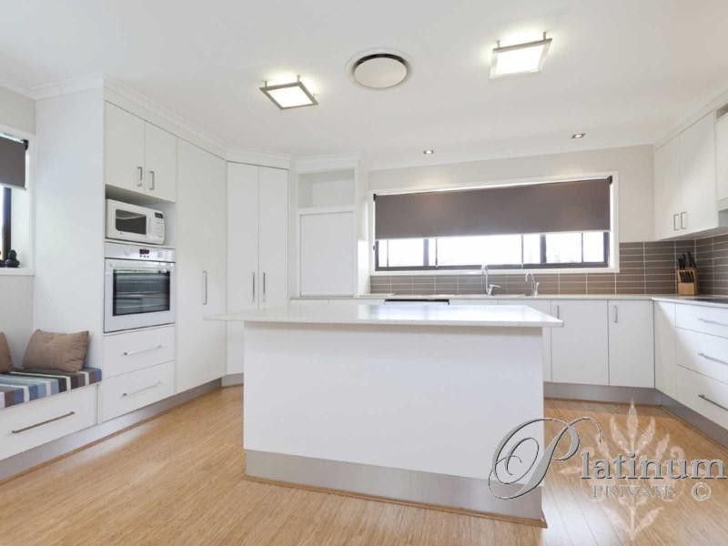 50 Modred Street, Carindale QLD 4152