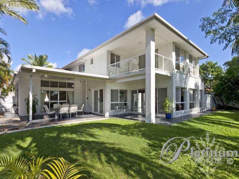 11 Carrington Street, Carindale QLD 4152