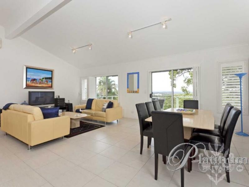 70 Mt Gravatt Road, Upper Mount Gravatt QLD 4122