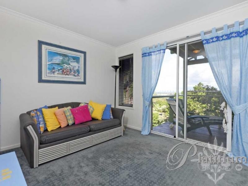 70 Mt Gravatt Road, Upper Mount Gravatt QLD 4122