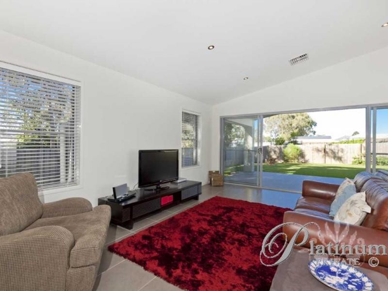 83 Gumdale Street, Wakerley QLD 4154