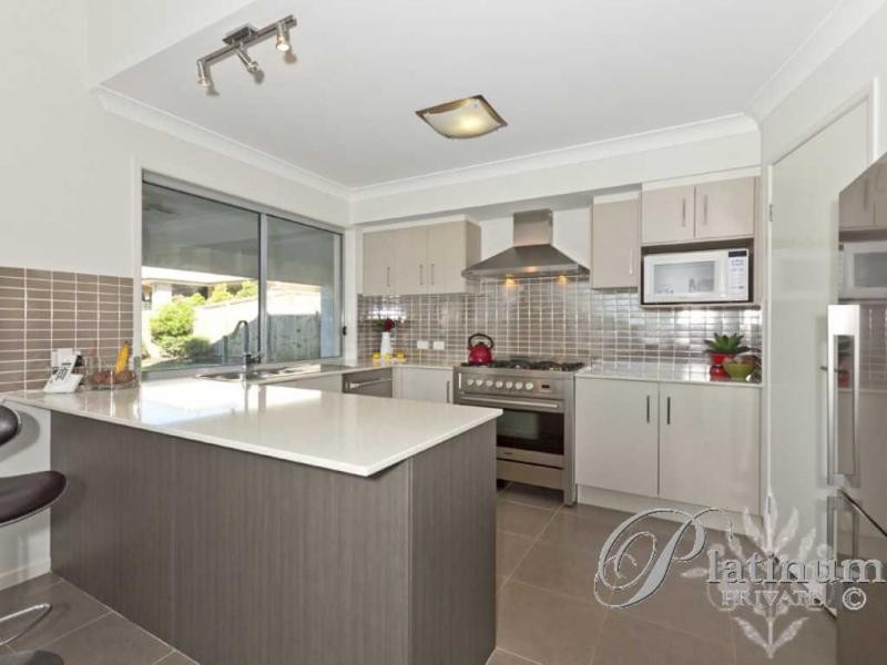 83 Gumdale Street, Wakerley QLD 4154