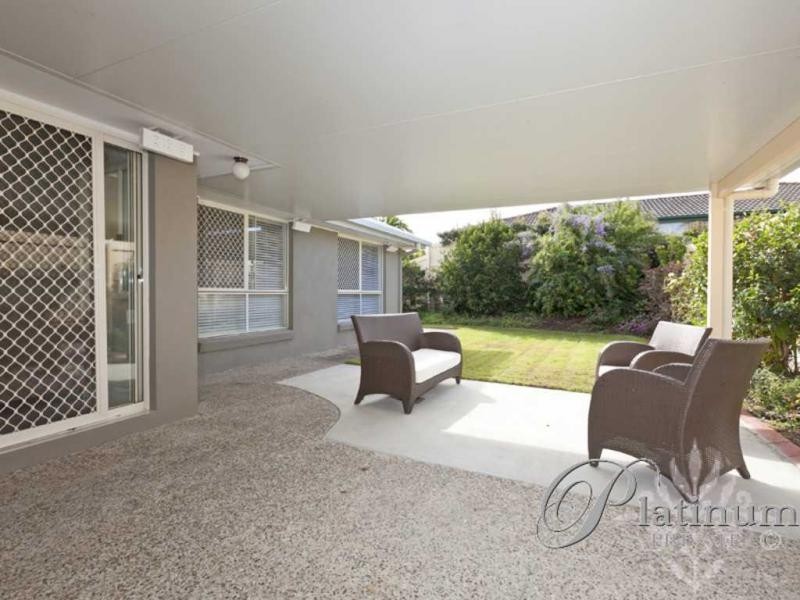 47 Cribb Road, Carindale QLD 4152