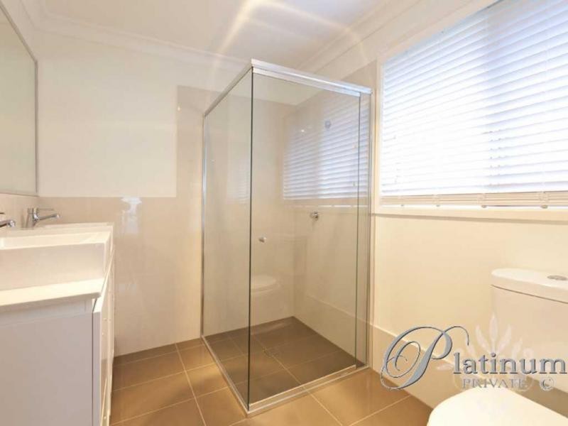 47 Cribb Road, Carindale QLD 4152