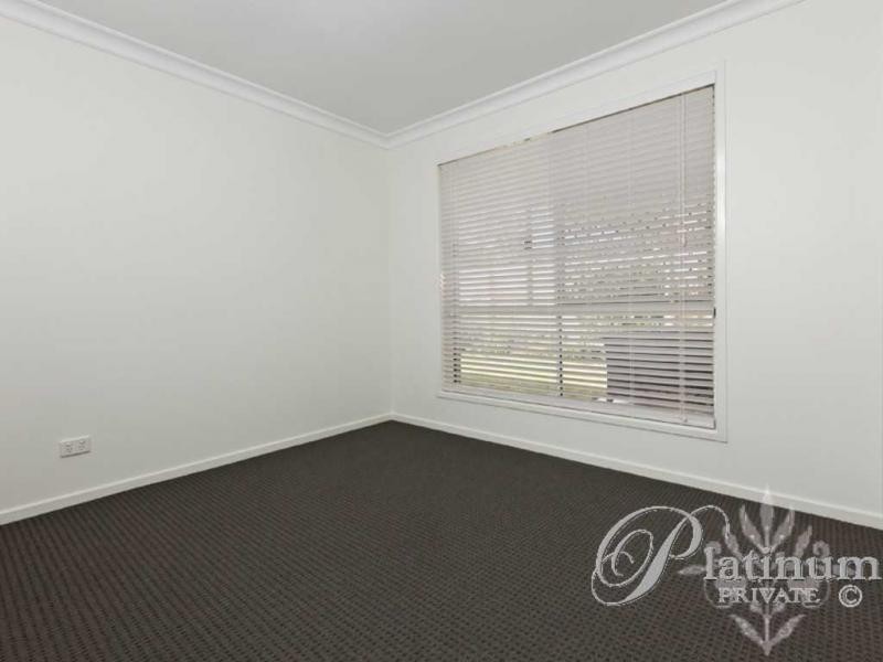 47 Cribb Road, Carindale QLD 4152