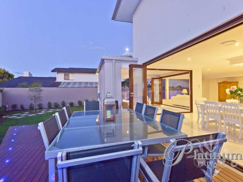 3 Almavale Street, Carindale QLD 4152