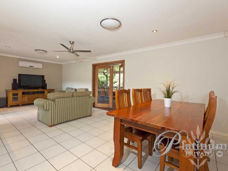 39 Kenilworth Place, Carindale QLD 4152
