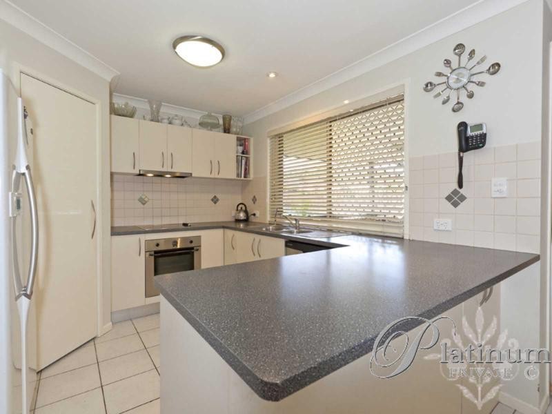 39 Kenilworth Place, Carindale QLD 4152