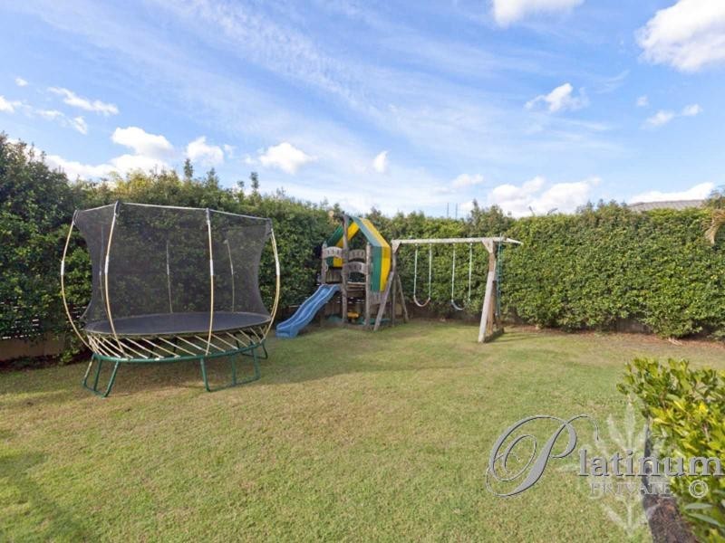 39 Kenilworth Place, Carindale QLD 4152