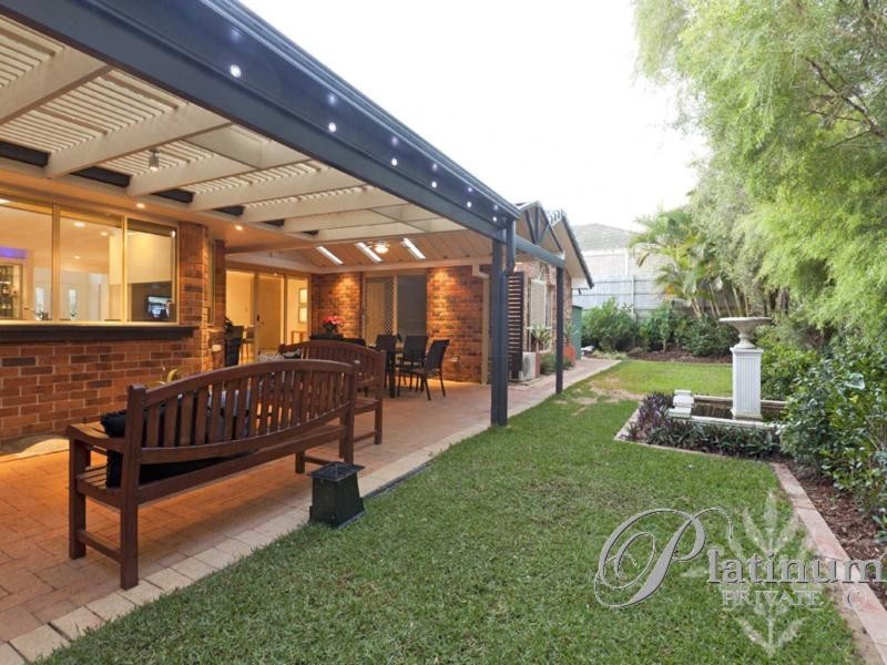 7 Bishop Place, Carindale QLD 4152