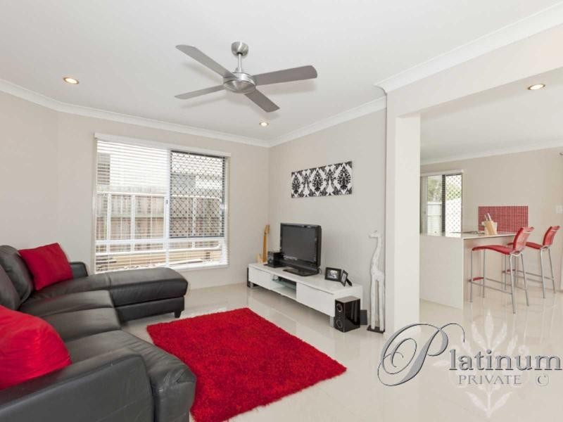 68 Yarra Road, Wakerley QLD 4154
