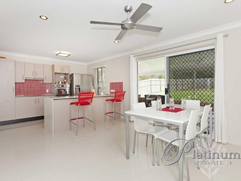 68 Yarra Road, Wakerley QLD 4154