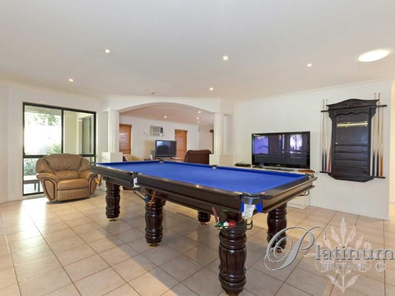 5 Duthie Court, Carindale QLD 4152