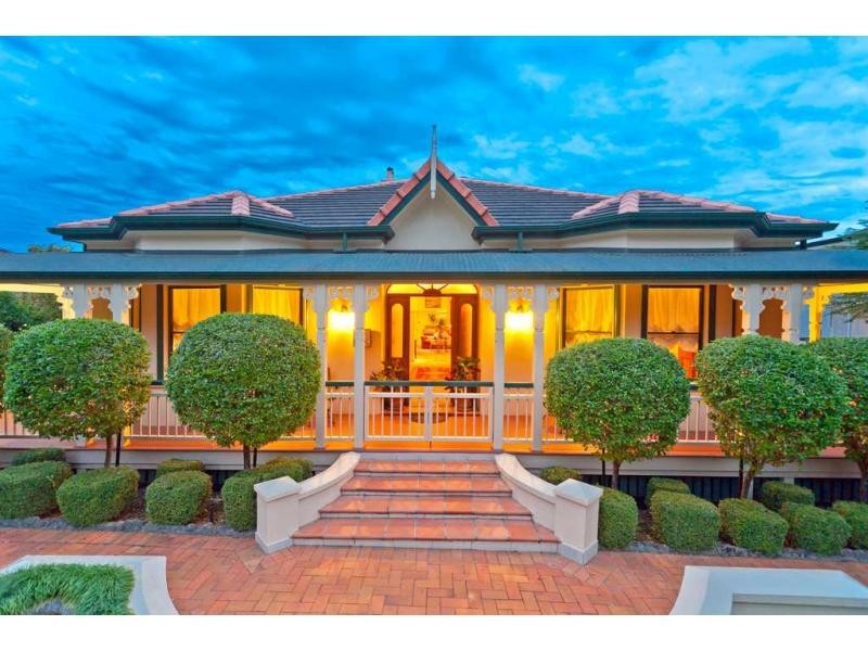 7 Ewer Street, Carindale QLD 4152