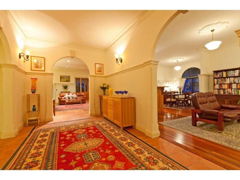 7 Ewer Street, Carindale QLD 4152