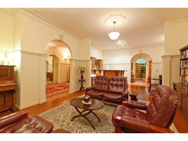 7 Ewer Street, Carindale QLD 4152